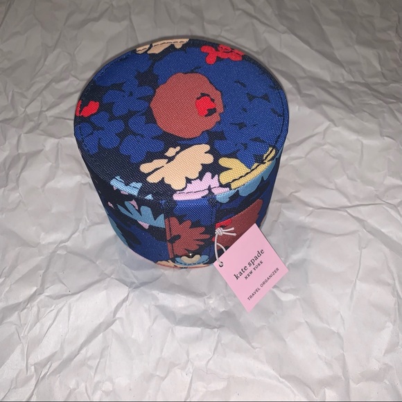 kate spade Accessories - Kate spade travel organizer